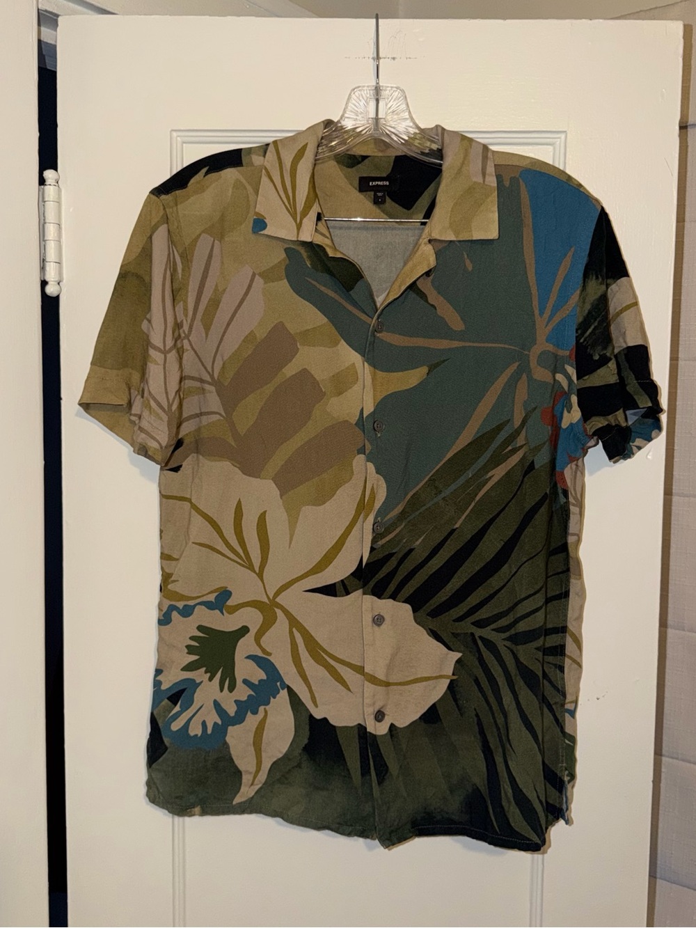 Express Men’s Olive & Blue Tropical Button-Down Shirt